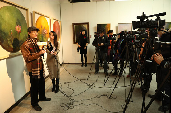 卢鹏油画展在国展美术中心开幕