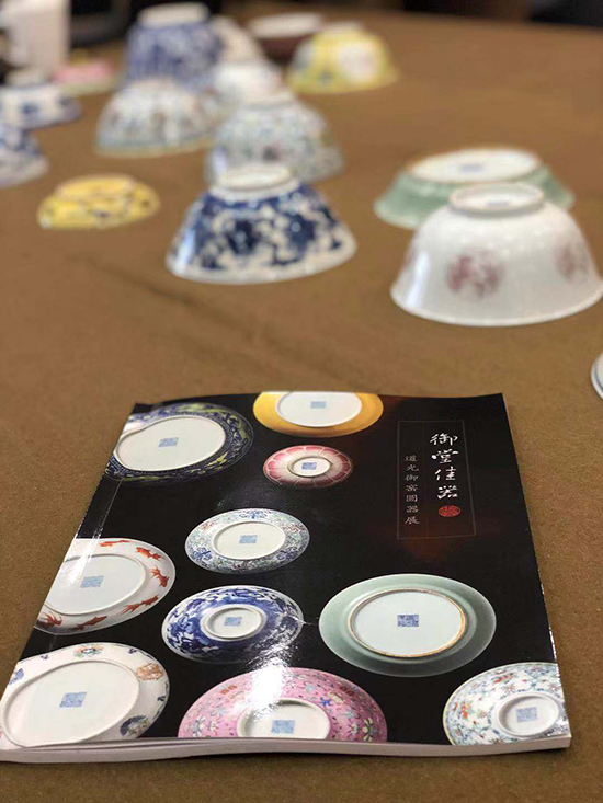 华夏收藏网第一届“御堂佳器 - 明清瓷器珍品交流会 ”在杭州召开